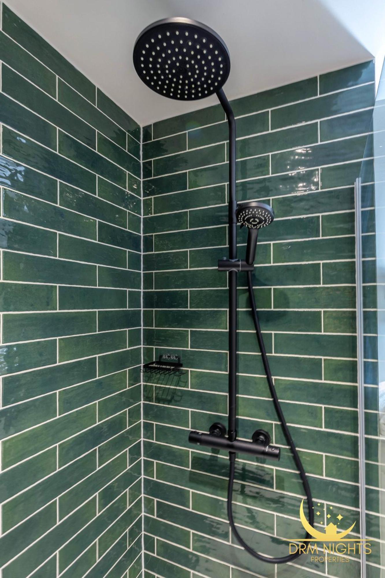 Modern 1-Bedroom Apartment In Leeds City Centre Sleeps 2 Central Station Dış mekan fotoğraf